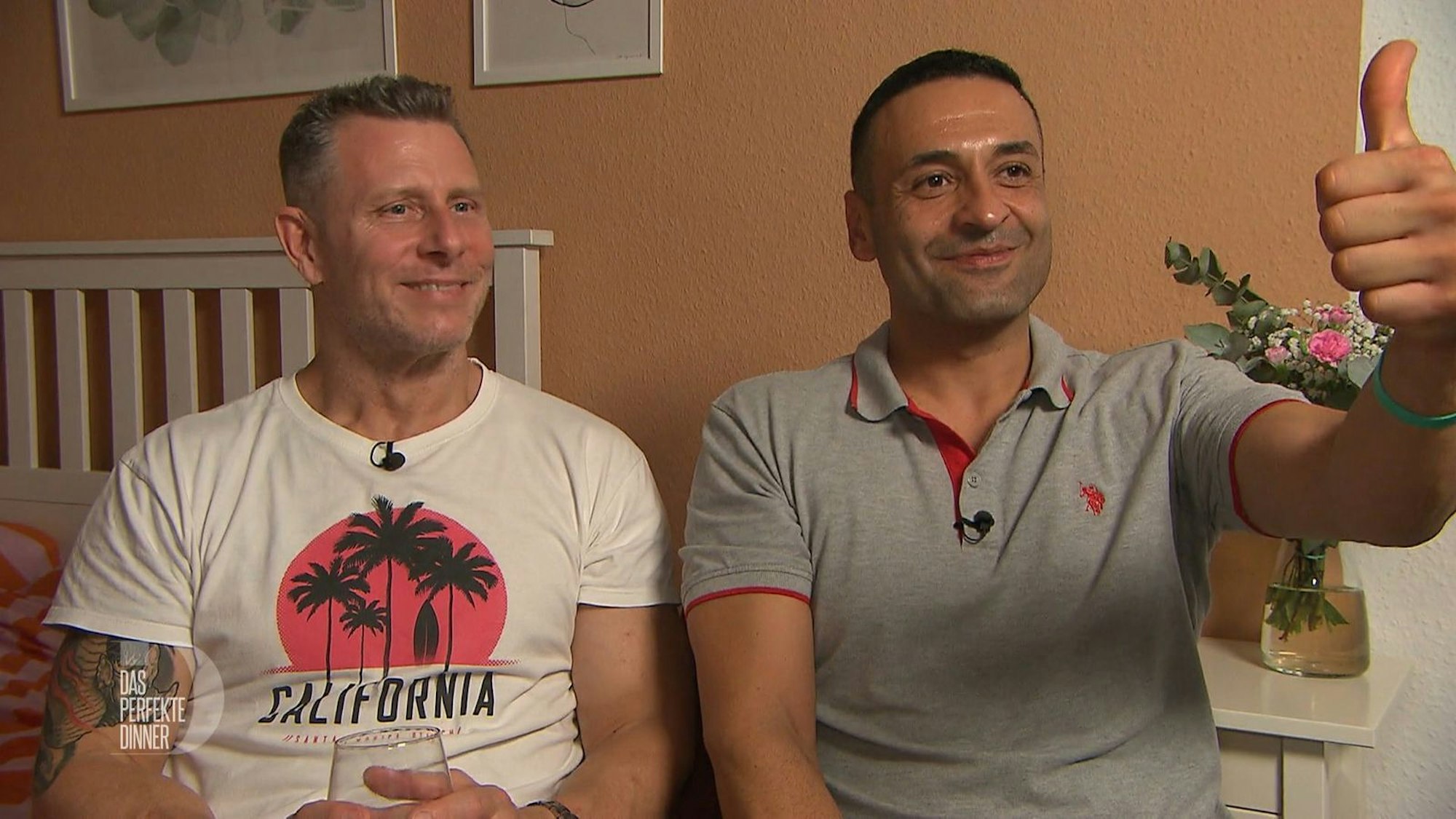 So sehen rundum zufriedene Gäste aus.
(Bild: RTL)