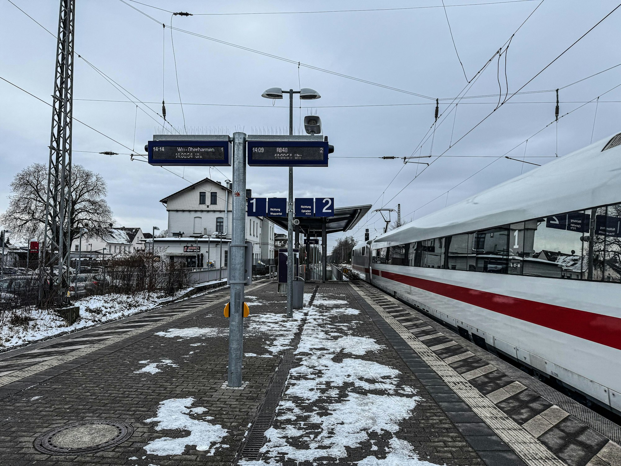 Wenn ab Februar die große Streckensanierung zwischen Hagen und Dortmund beginnt, hält monatelang kein Zug mehr am Leichlinger Bahnhof.