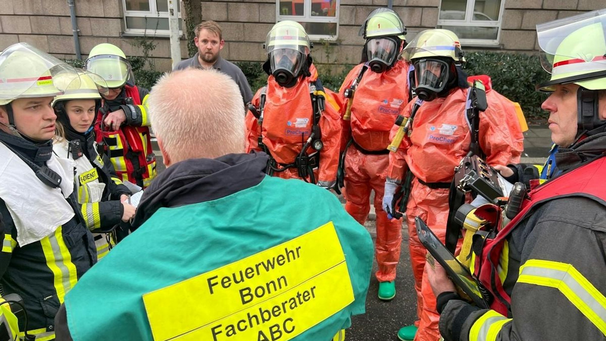 Ein Reinigungsmittel sorgte für einen Feuerwehreinsatz in einer Bonner Tiefgarage.