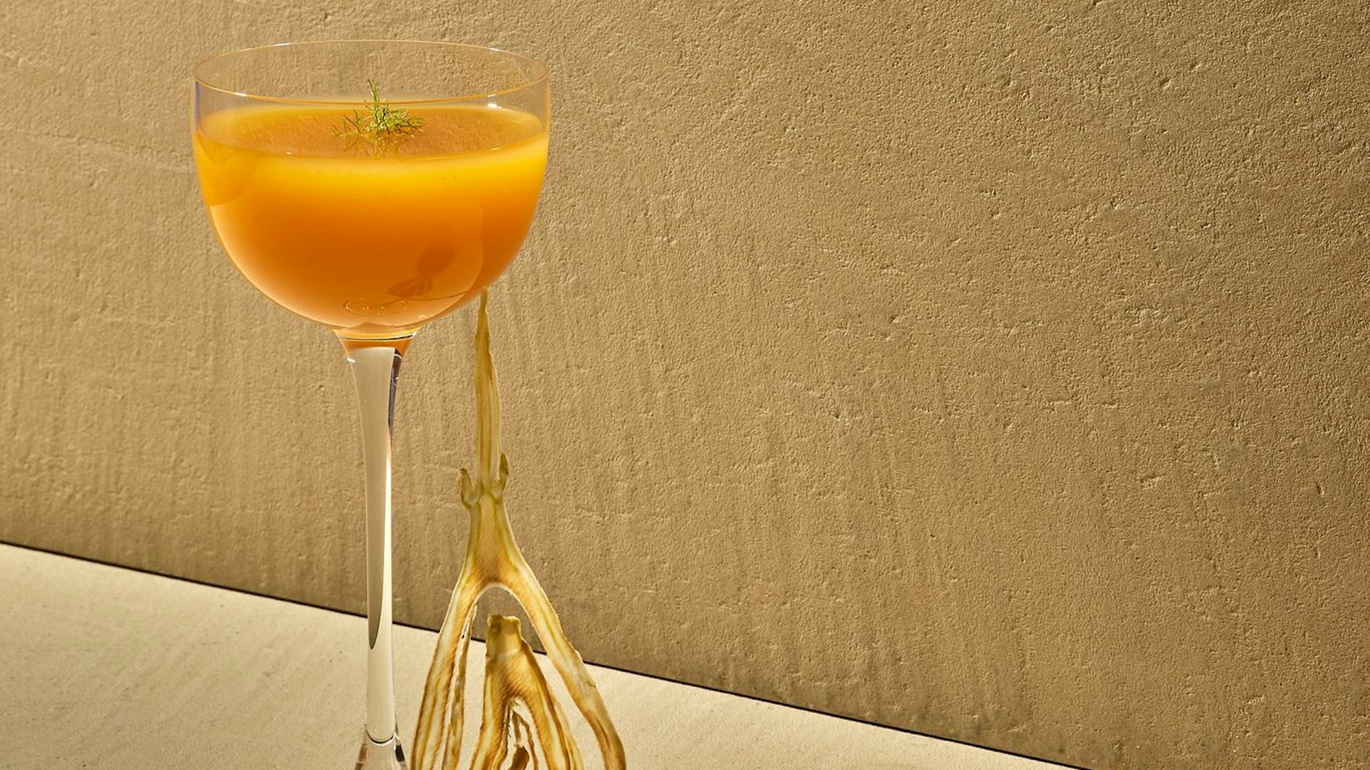 Mango Fenchel Shrub: Viel Säure gepaart mit Frucht.