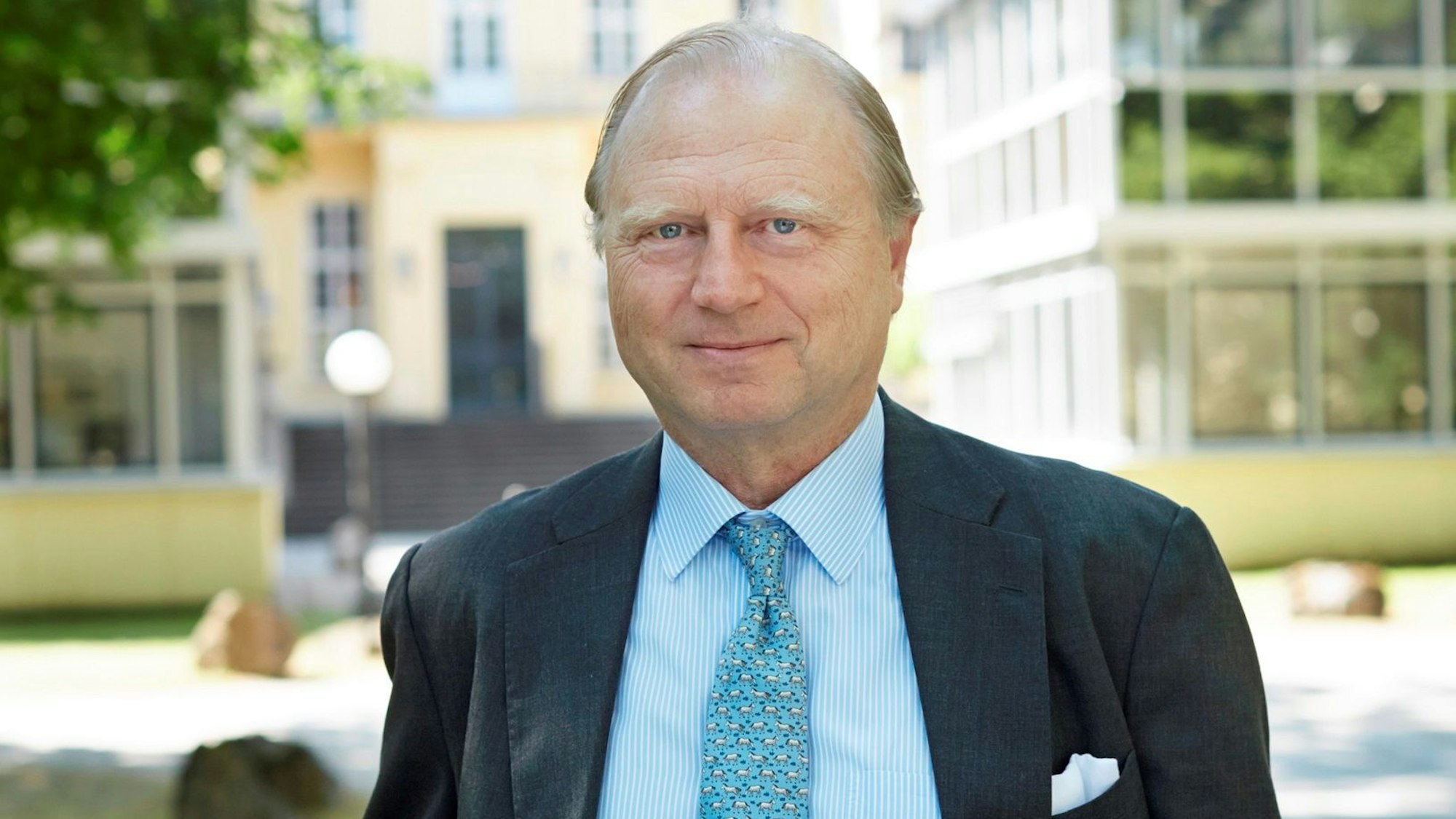 Martin A. Schoeller ist ein deutsch-schweizerischer Unternehmer.