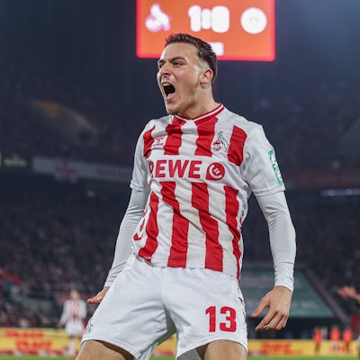 Das Bild zeigt FC-Spieler Said El Mala beim Jubeln nach seinem Tor gegen den FC St. Pauli. Foto: IMAGO/Revierfoto