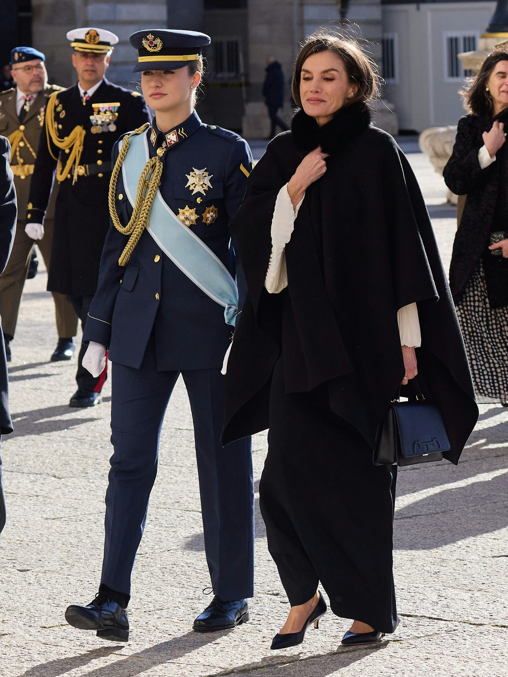 Kronprinzessin Leonor und Königin Letizia bei der „Pascua Militar“.