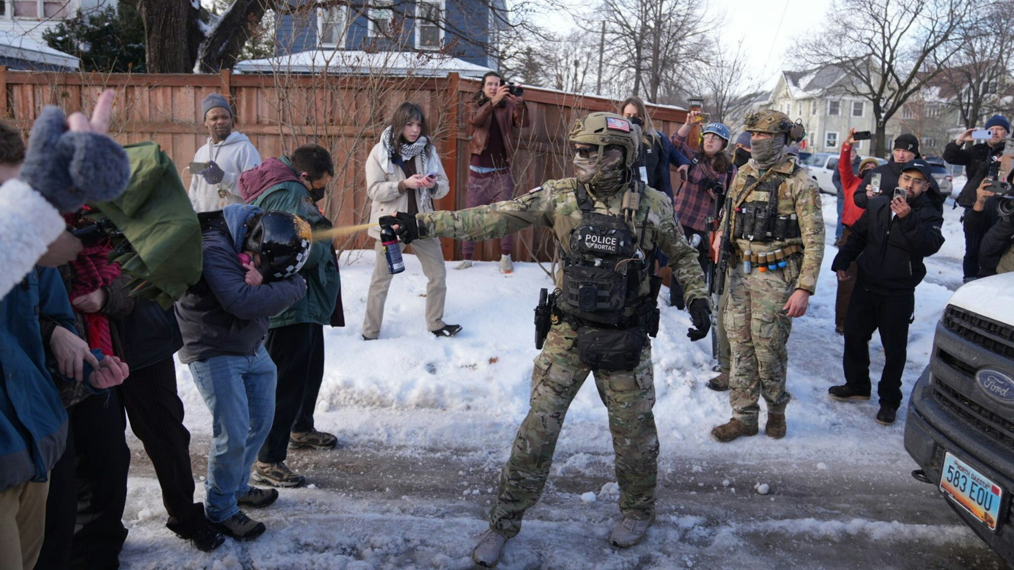 Frau stirbt nach Schüssen eines ICE-Beamten in Minneapolis
