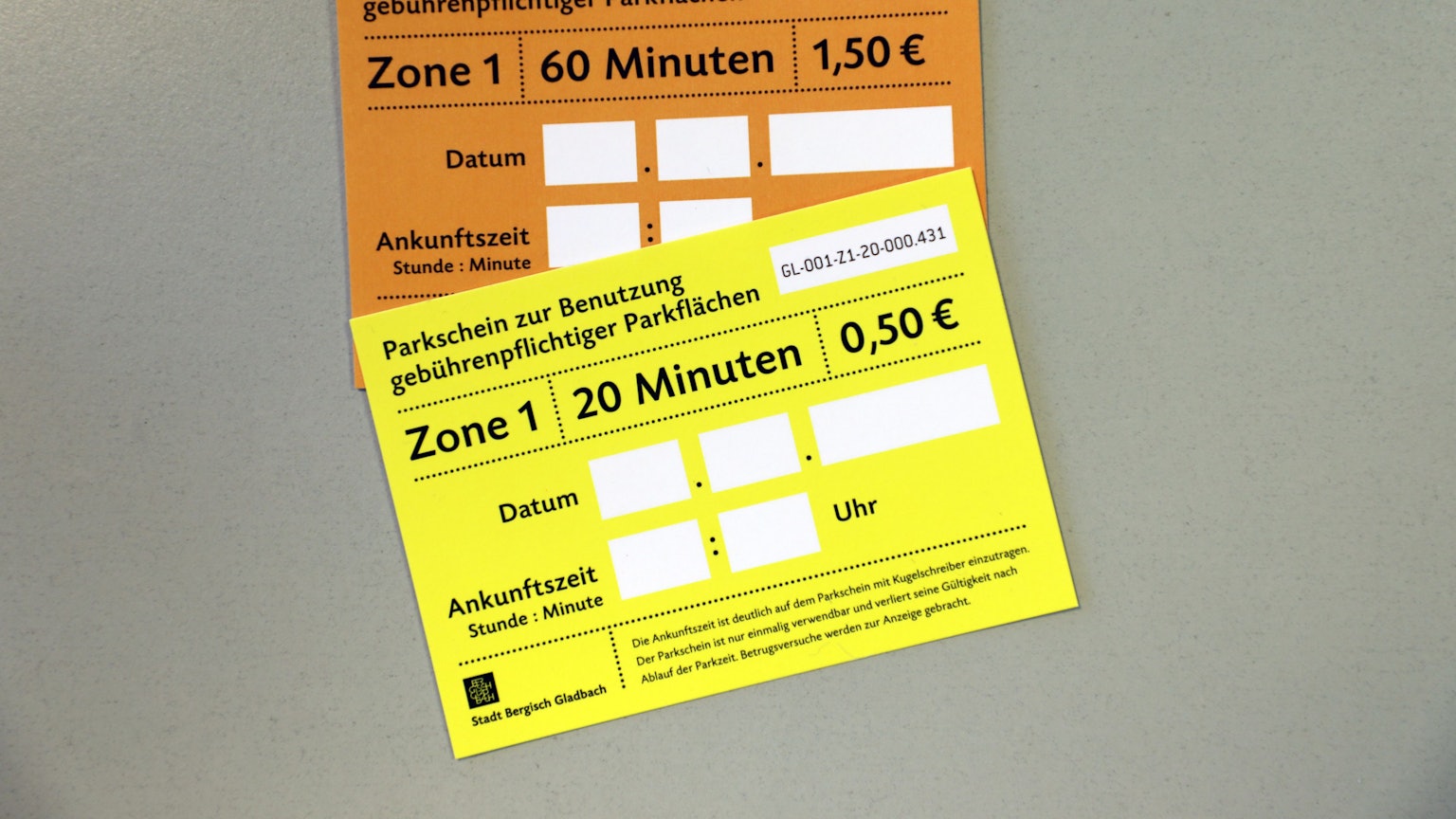 Das Foto zeigt die Plus-Tickets