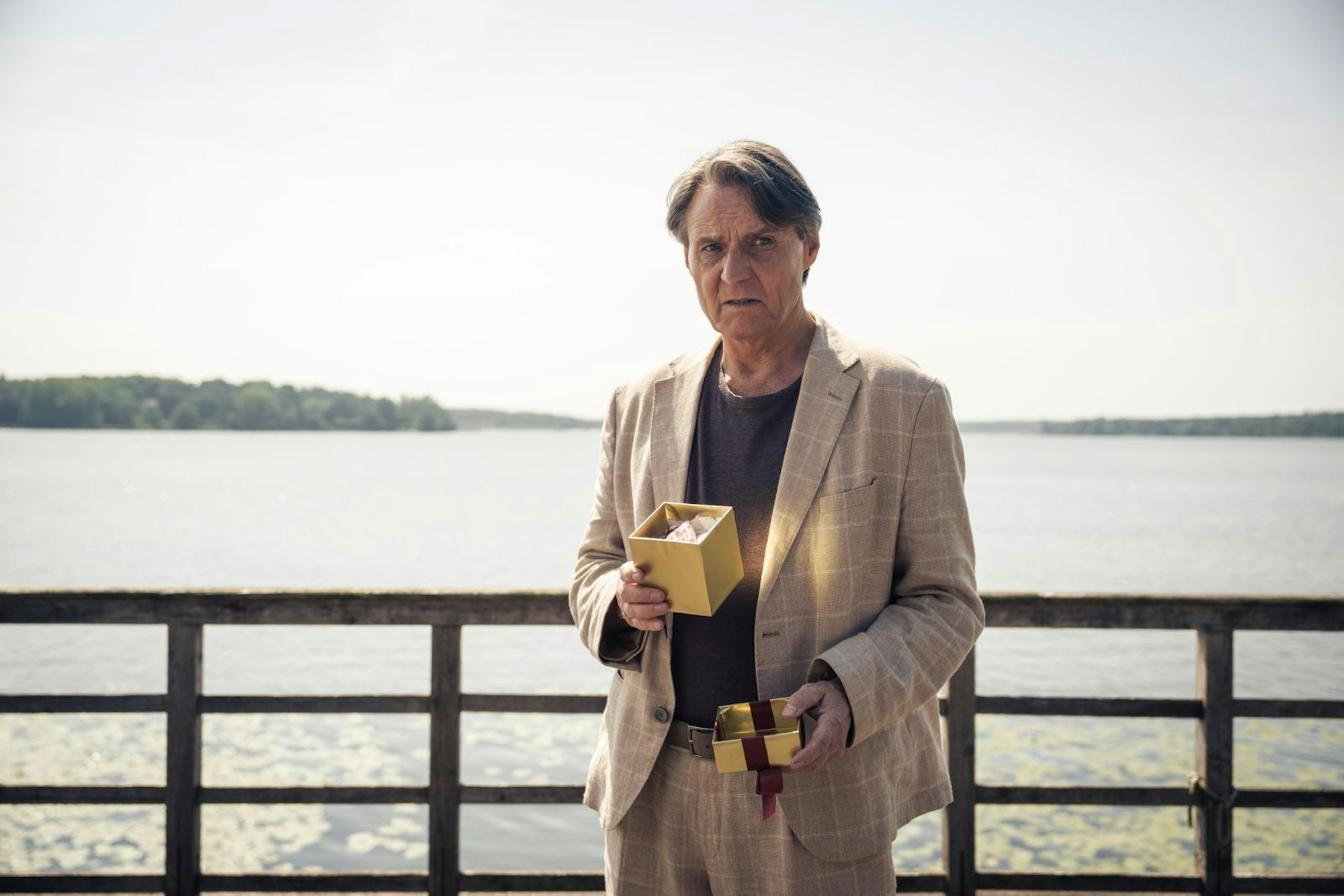 Im Interview verrät Wolfgang Bahro, warum es ihm besonders viel Spaß gemacht hat, einen Profiler zu spielen. Für die „GZSZ“-Drehpause fiel seine Figur Jo Gerner für mehrere Wochen ins Koma. (Bild: RTL / Stephan Rabold)