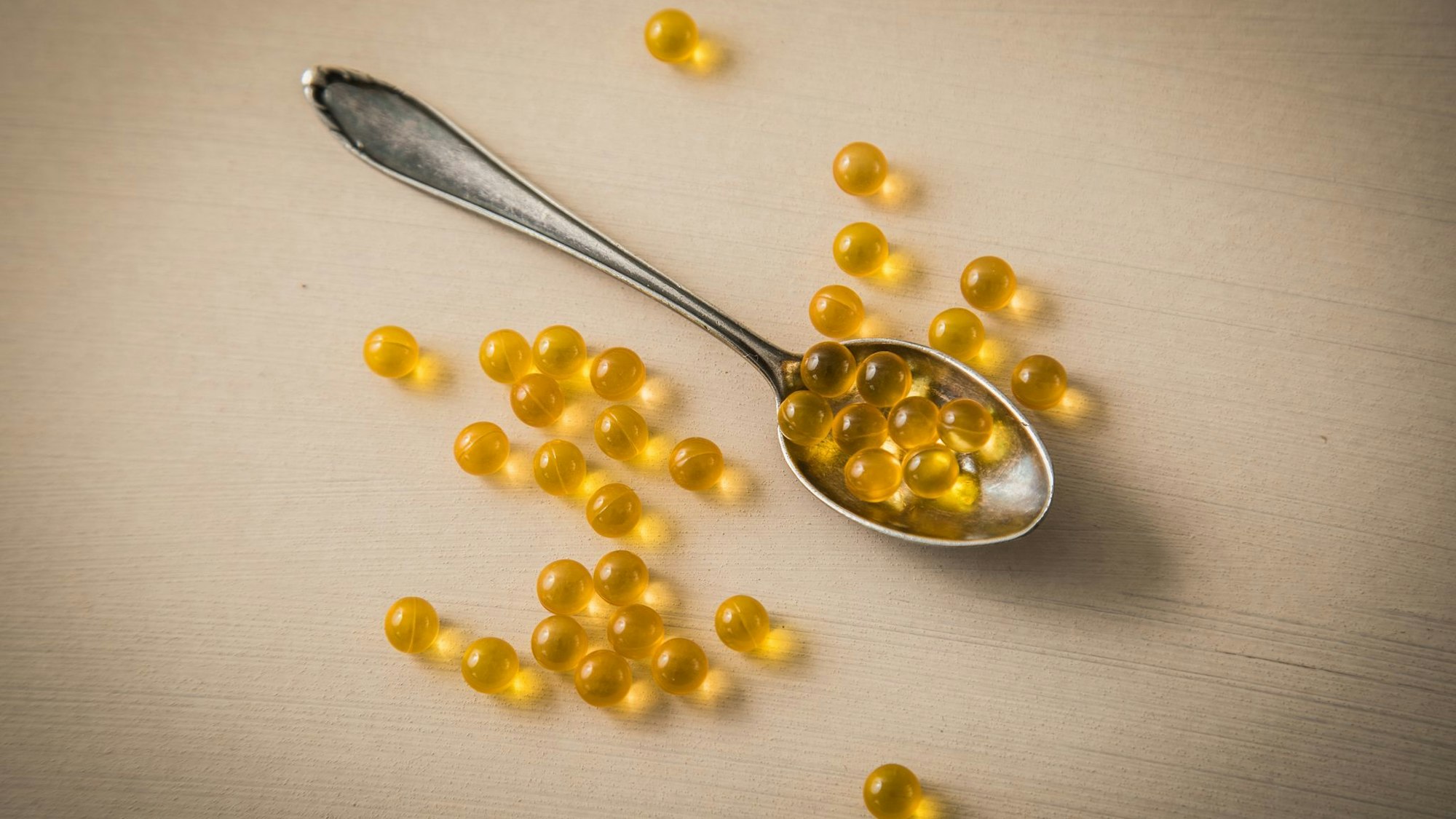 Nahrungsergänzungsmittel auf eigene Faust einnehmen? Davon raten Experten ab.
