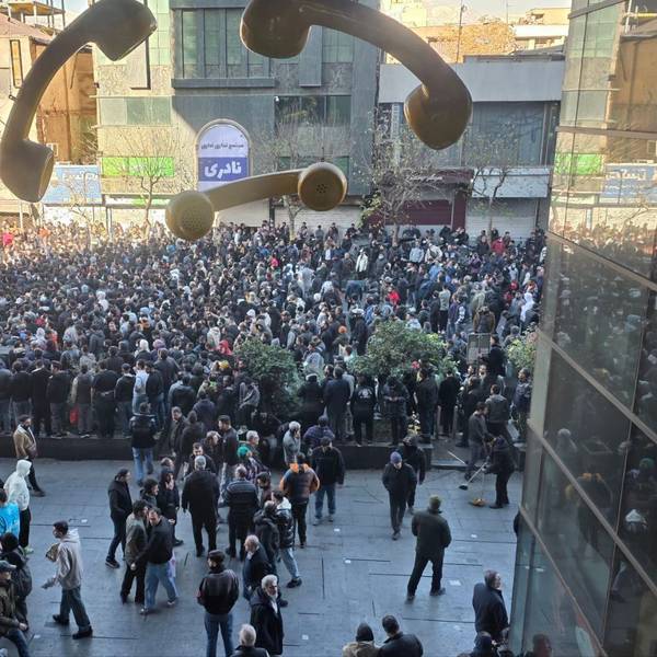 Teheran: Demonstranten protestieren gegen die schlechten wirtschaftlichen Bedingungen (Archivbild vom 29.12.2025)
