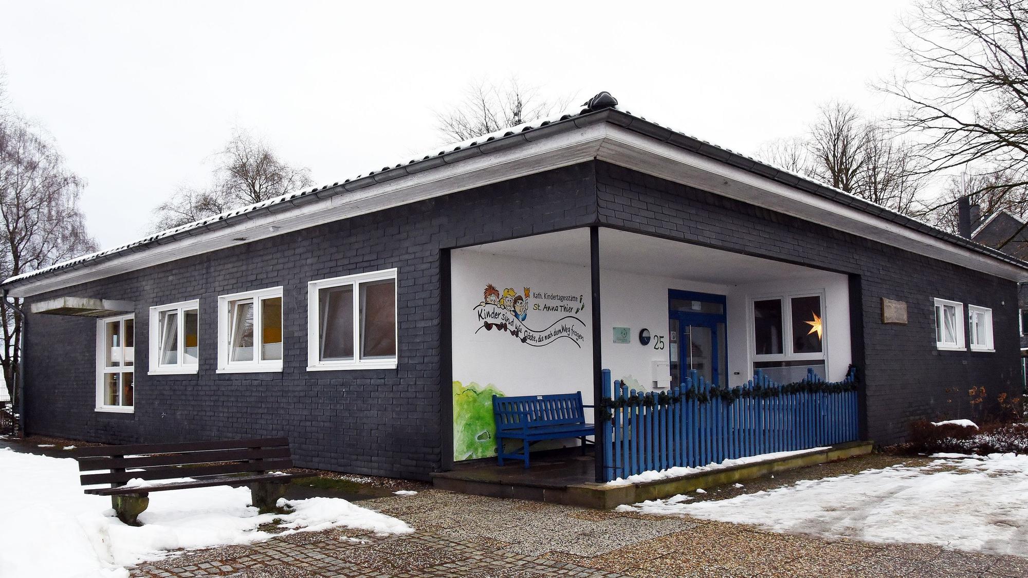 Das Foto zeigt das Gebäude der Kita in Thier.