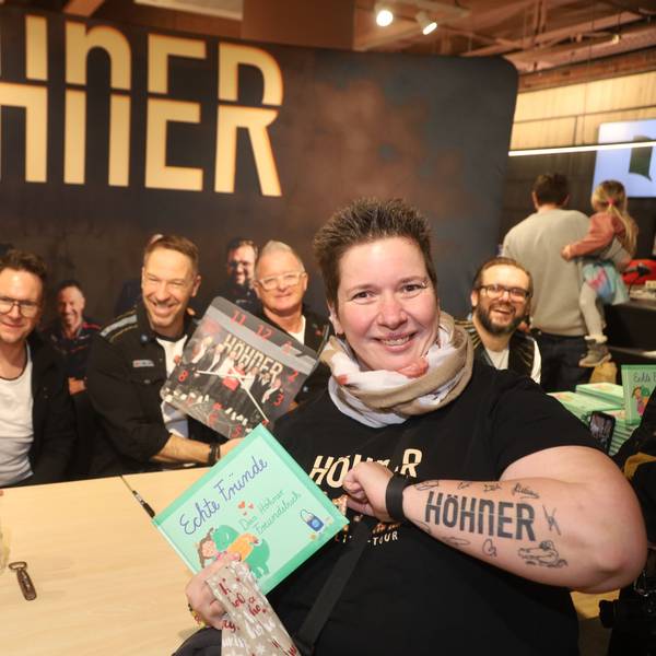 Zum Erscheinen des Freundebuch „Echte Fründe“ der Höhner gab es eine Signierstunde in der Thalia Mayersche Buchhandlung.