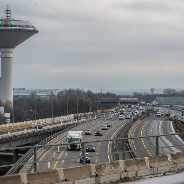 Die Autobahn GmbH gibt Teilstücke in Kreuz Leverkusen-West frei, unter anderem die Verbindungsbrücke von der Autobahn 59 auf die A1 in Richtung Dortmund. Bild: Ralf Krieger