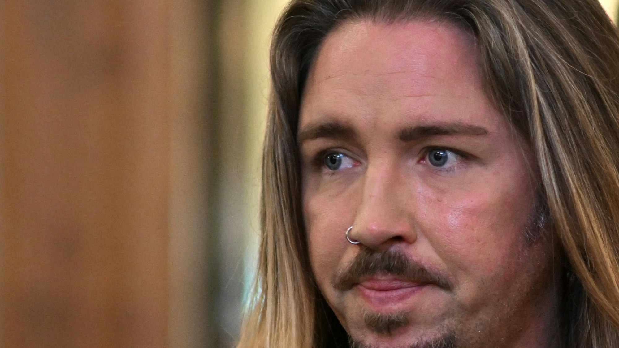 Gil Ofarim zog sich nach dem «Davidstern-Skandal» aus der Öffentlichkeit zurück, jetzt ist er auf RTL zurück. (Archivbild)