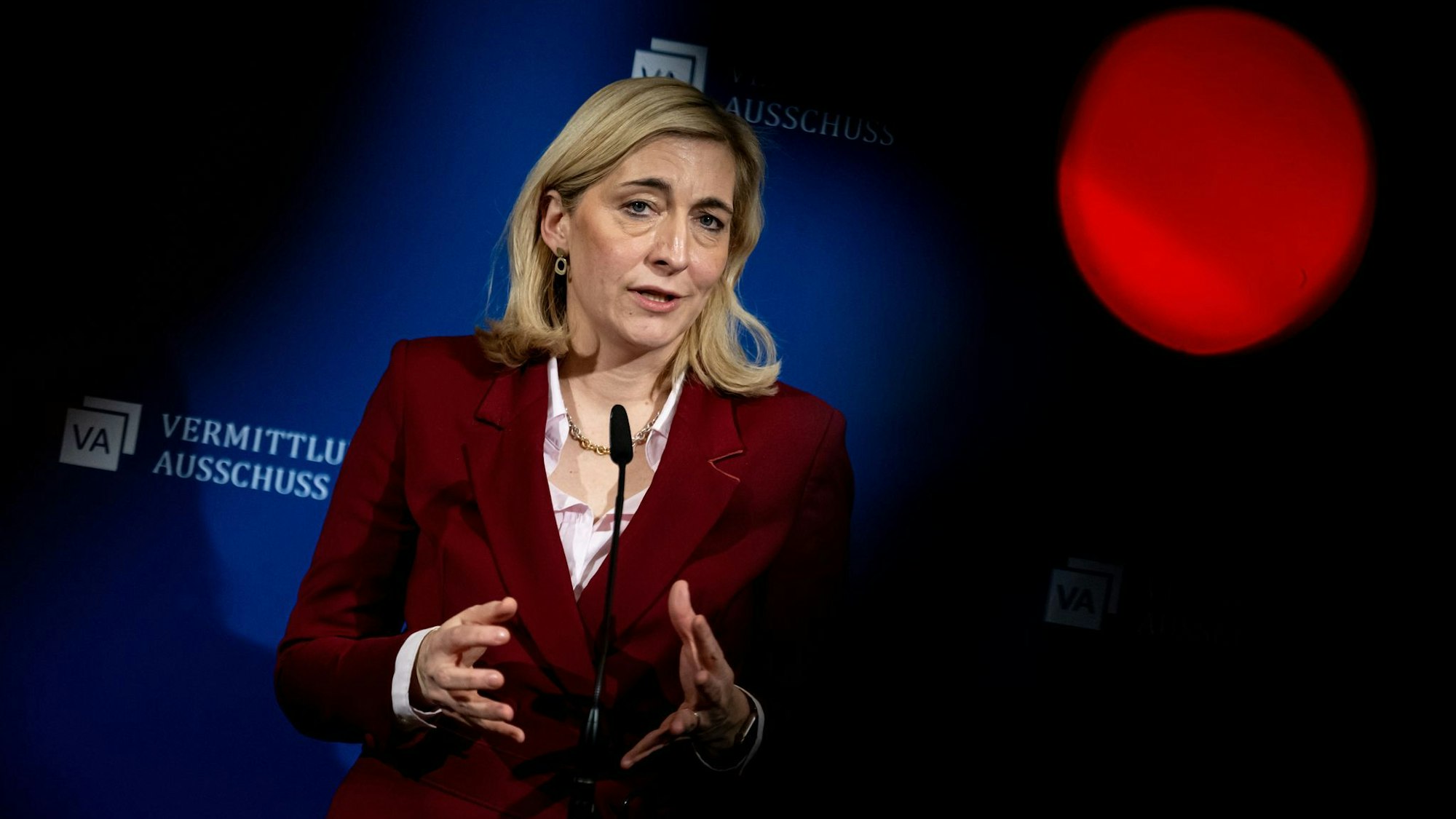 Gesundheitsministerin Warken weist die Vorwürfe aus den USA zurück. (Archivbild)