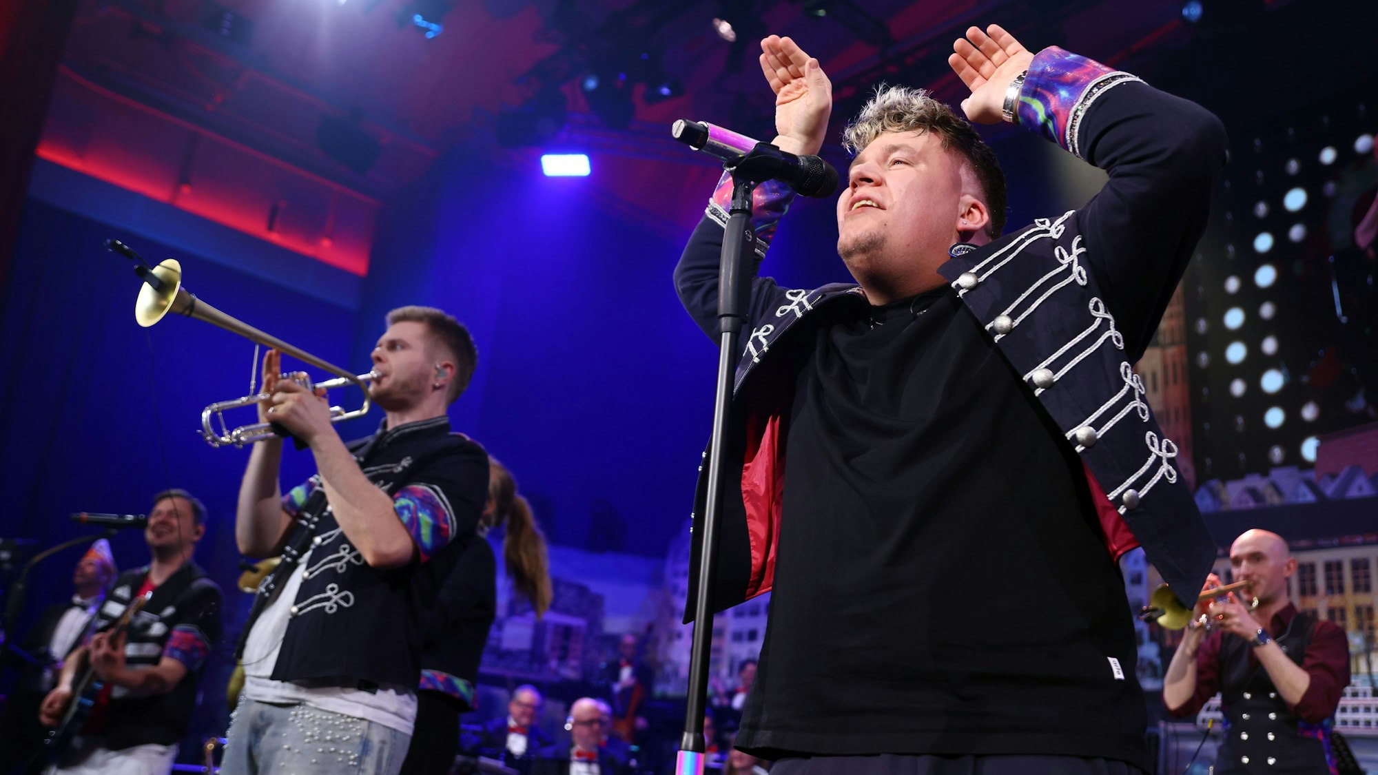 09.01.2026, Köln: KARNEVAL - Proklamation des Kölner Dreigstirns 2026 Prinz Niklas I. (Niklas Jüngling), Bauer Clemens (Clemens von Blanckart) und Jungfrau Aenne (Stefan Blatt) im Gürzenich Köln - Druckluft. Foto: Thilo Schmülgen