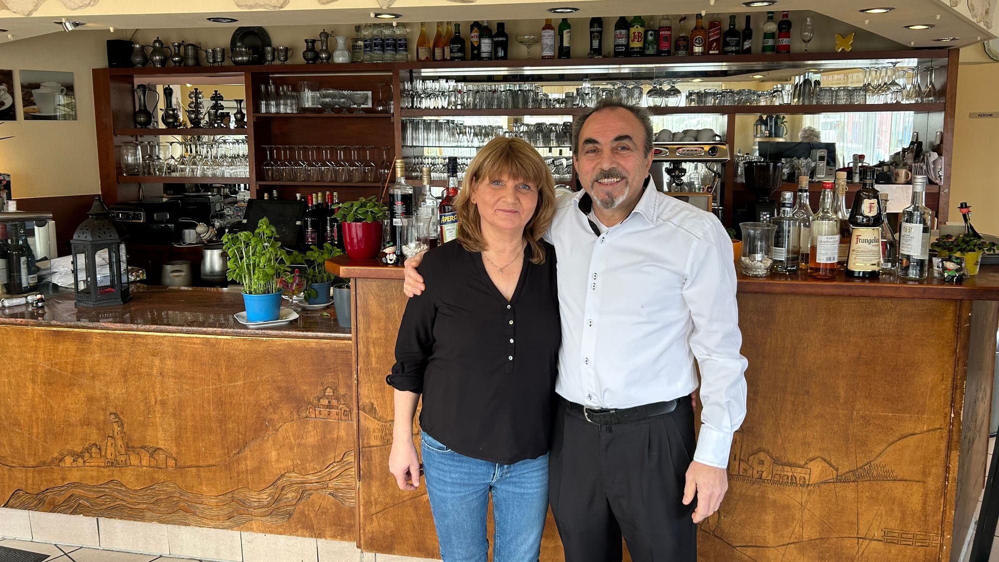 Ali Senocak mit Ehefrau Susanne im „Caldo e Freddo“.