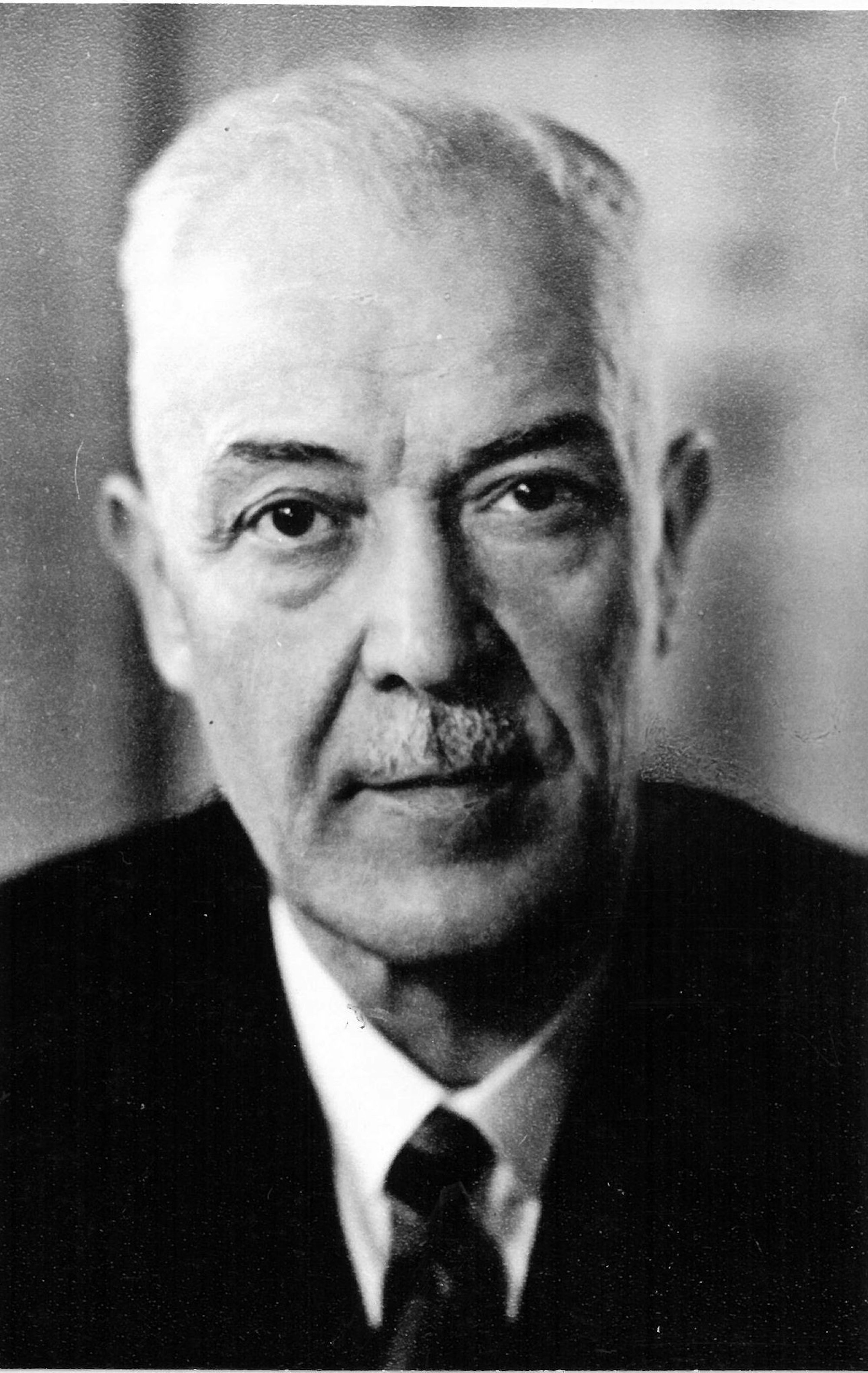 Augustu Adolphi (SPD) war der erste Bürgermeister Leverkusens nach dem Zweiten Weltkrieg.