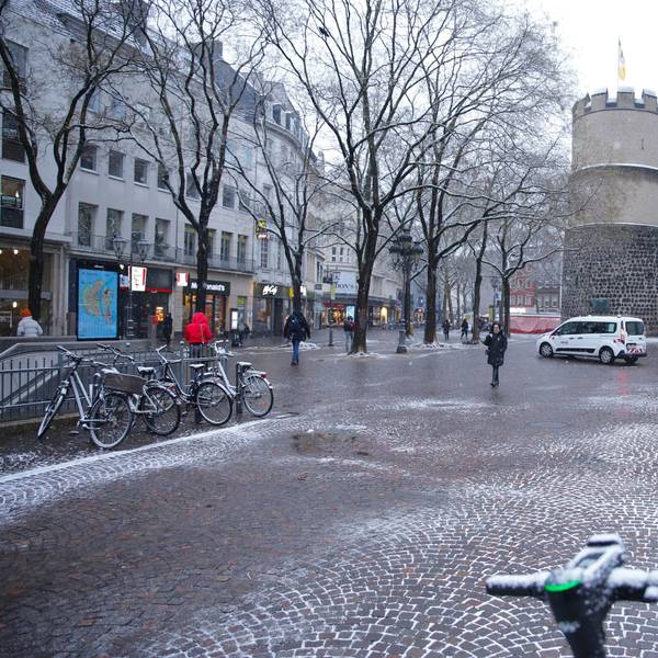 10.01.2026, Köln: Wetter Winter am Rudolfplatz. Foto:dirk Borm