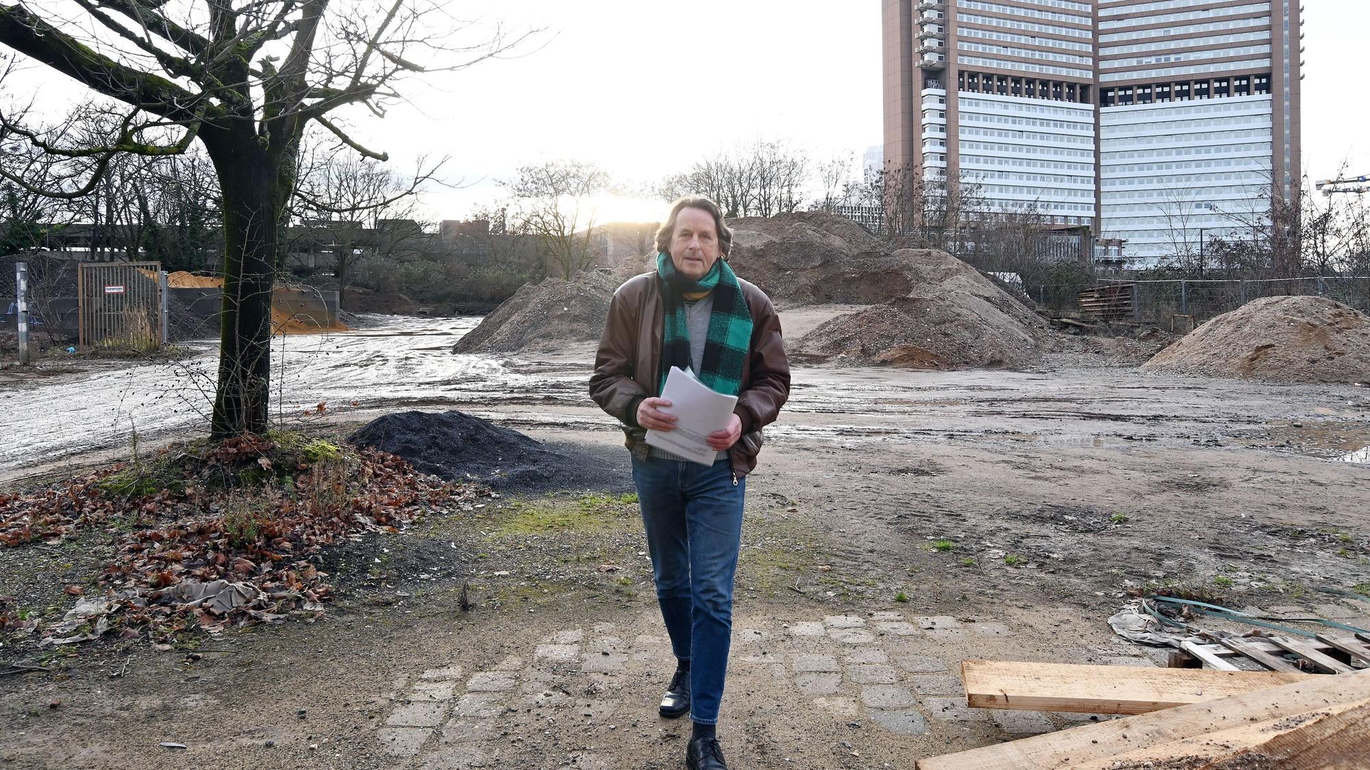 Roland Schüler ist Bürgermeister des Stadtbezirks Lindenthal und Sprecher des Verkehrsclub Deutschland (VCD).