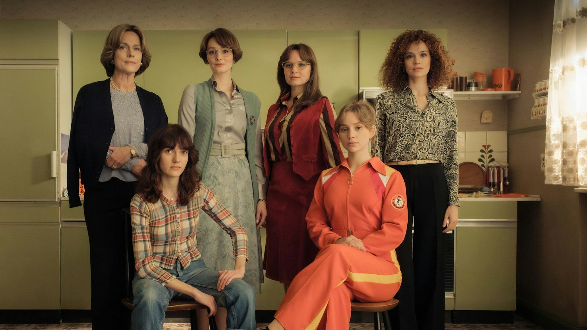 In „Ku'damm 77“ geht die Geschichte der Familie Schöllack weiter. (Bild: ZDF/Conny Klein)