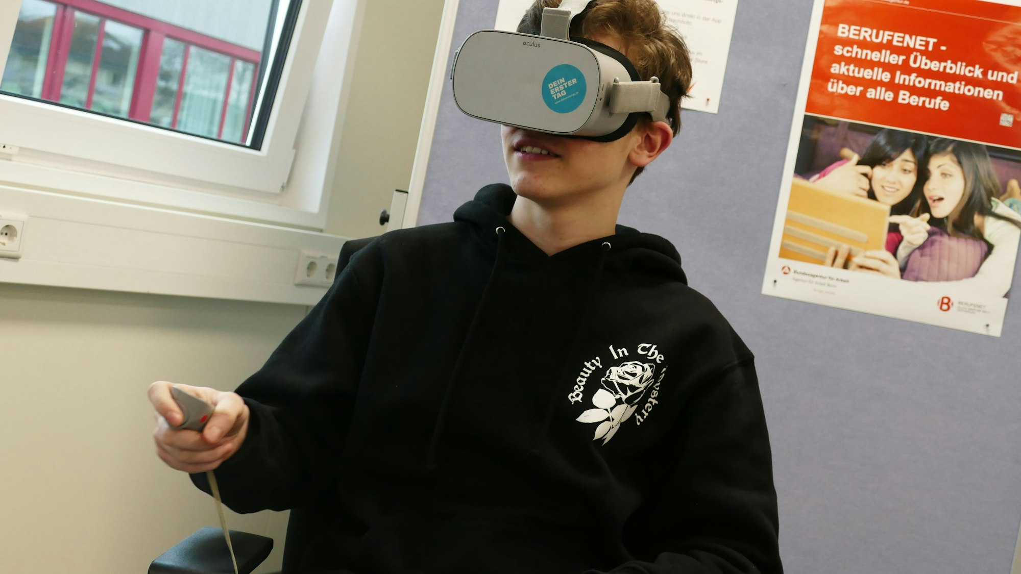 VR-Brillen bieten einen virtuellen Einblick in verschiedene Berufsfelder.