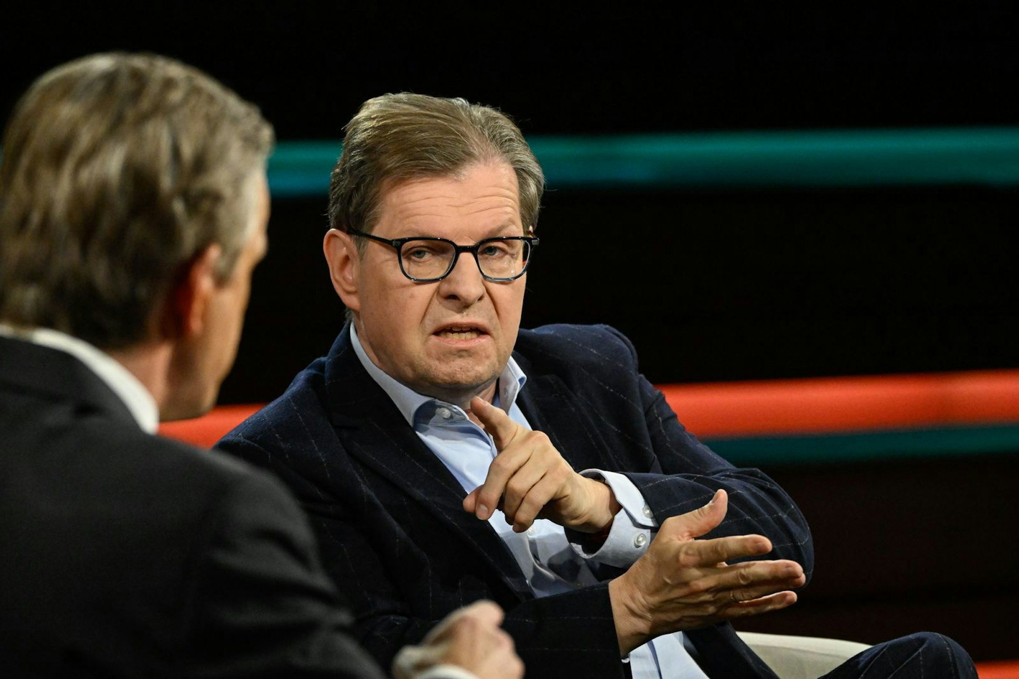 SPD-Politiker Ralf Stegner geriet mit Markus Lanz aneinander, als es um das Gefühl von Gerechtigkeit im Land ging. (Bild: ZDF / Markus Hertrich)