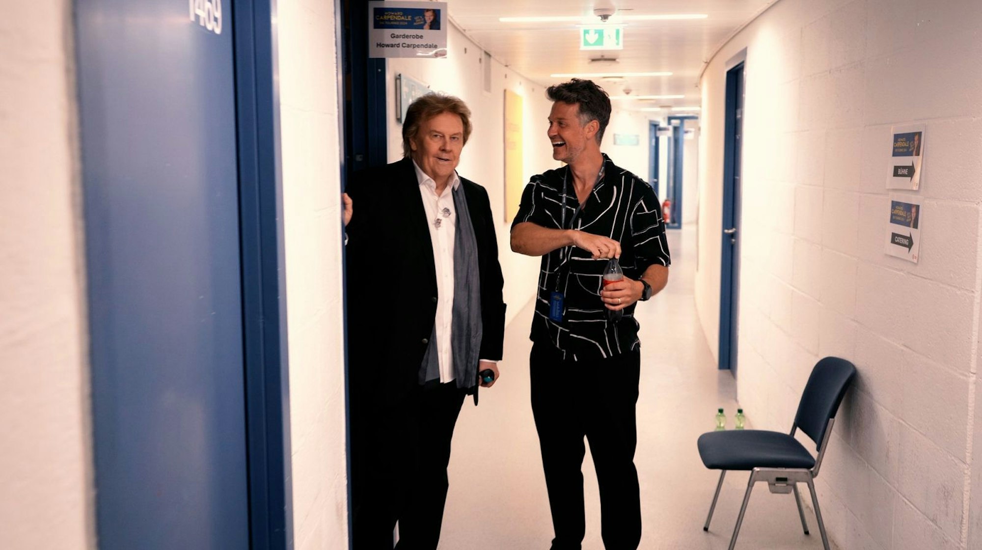 Für die WDR-Doku „Durch meine Augen - Mein Vater Howard Carpendale“ begleitete Wayne Carpendale seinen Vater Howard bei den Vorbereitungen zur großen Konzert-Tournee 2024 und auch bei den Auftritten selbst. (Bild: WDR / Carpendale Productions)