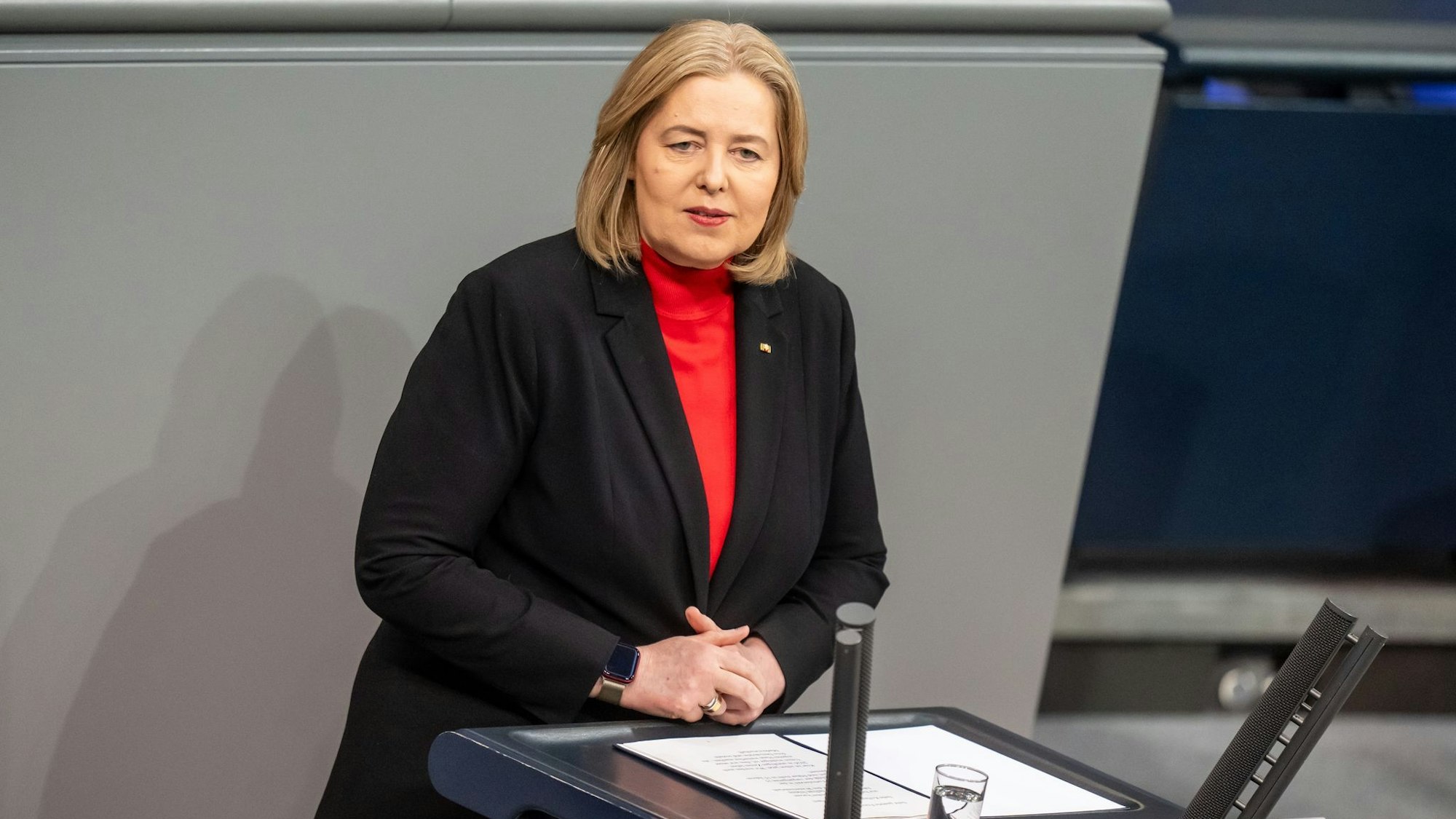 Arbeitsministerin Bärbel Bas (SPD) wirbt für die Bürgergeld-Reform.