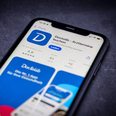 Das Bild zeigt die iOS-Version der App Doctolib. IMAGO/Rüdiger Wölk