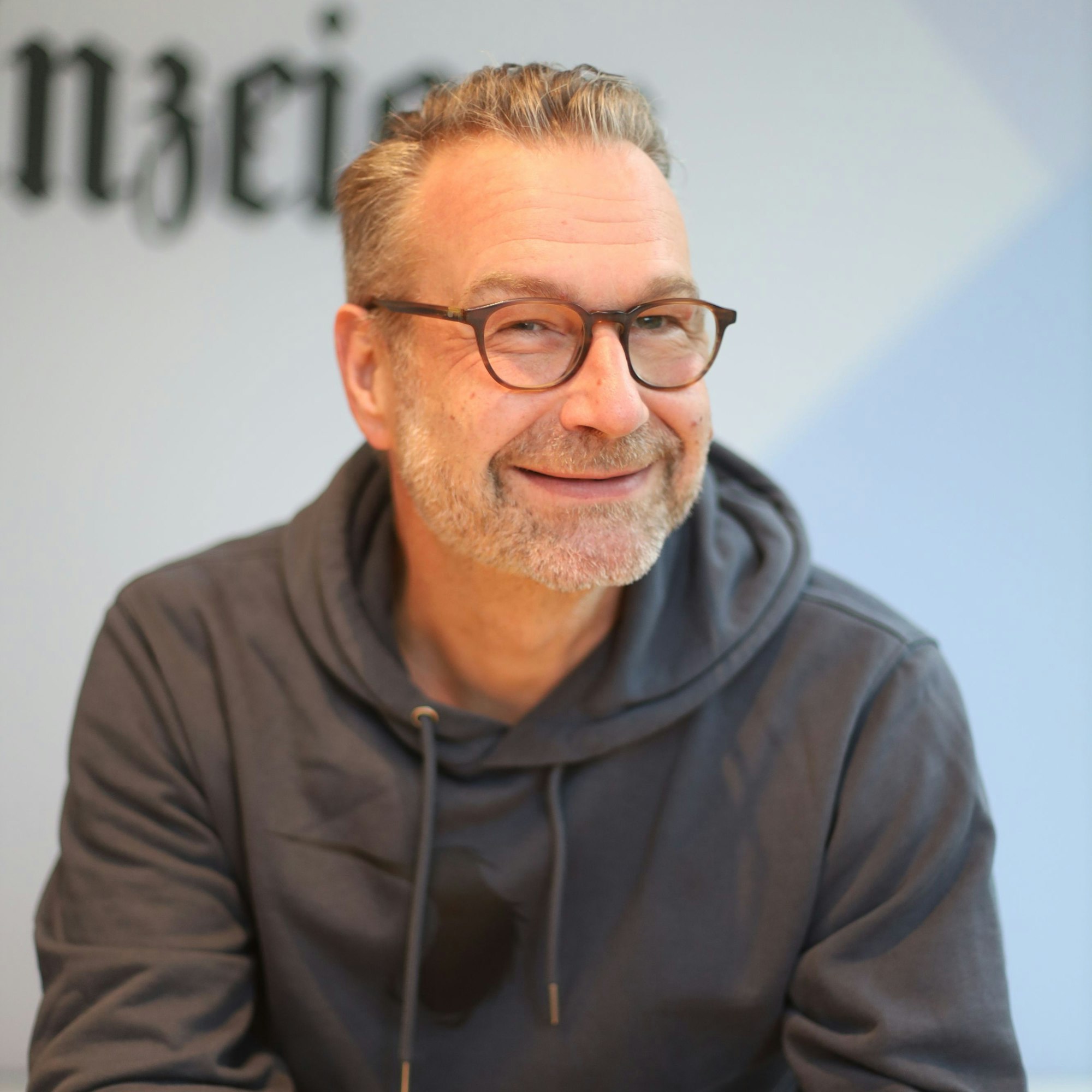 28.10.2025, Köln: Redner-Krise im Karneval? Warum es immer schwieriger in der Bütt wird: Gespräch mit Guido Cantz, Martin Schopps, Volker Weininger. Foto: Arton Krasniqi