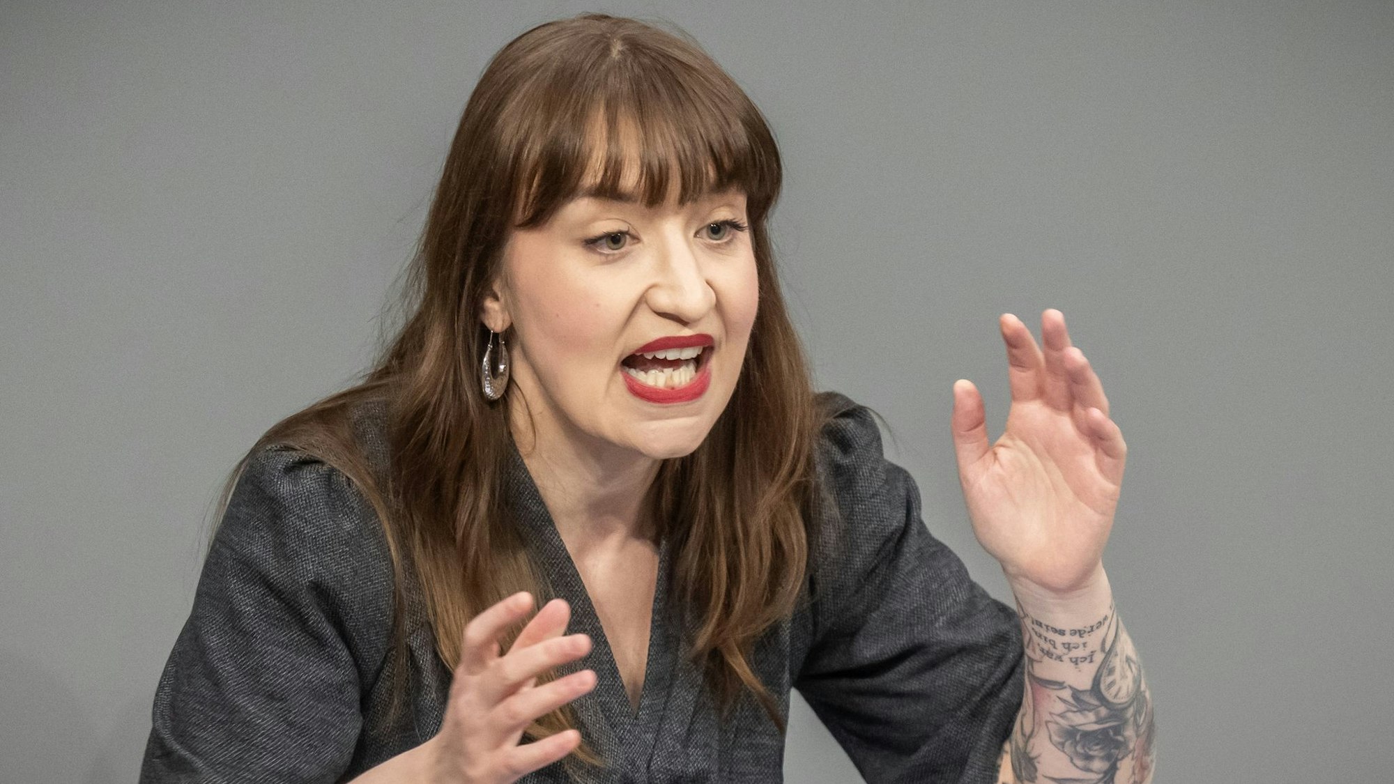 Heidi Reichinnek (Linke) wirft der Koalition Lügen vor.