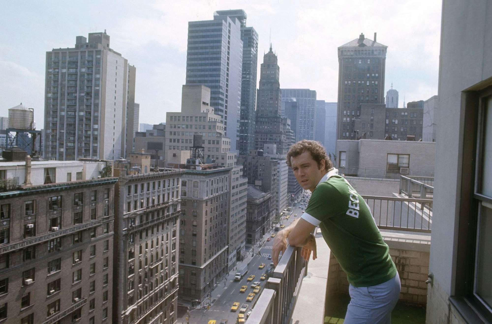1977 wechselte Franz Beckenbauer nach New York. Sein Abschied aus München war von einigen Misstönen begleitet. (Bild: Imago / Werek)