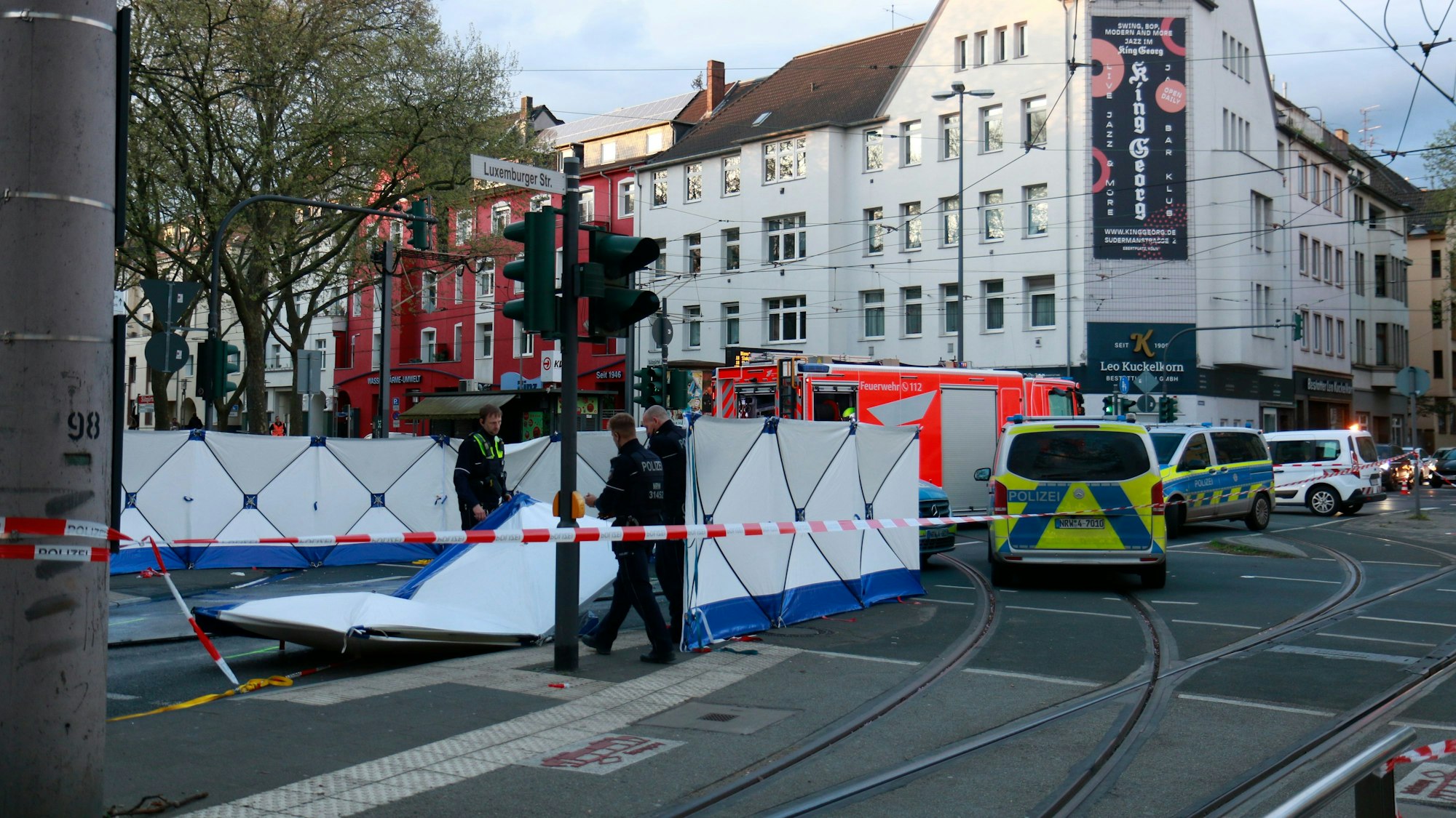 Bei dem Verkehrsunfall am Sülzgürtel wurde eine Fahradfahrerin getötet.