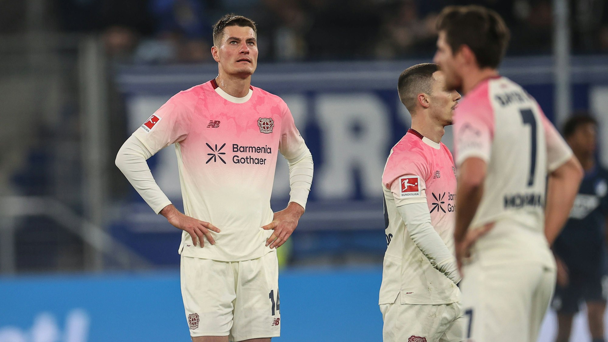 Patrik Schick Bayer 04 Leverkusen, 14 nach der Niederlage Jonas Hofmann Bayer 04 Leverkusen, 07, TSG 1899 Hoffenheim vs. Bayer 04 Leverkusen, Fussball, 1. Bundesliga, 18. Spieltag, 2025/2026, 17.01.2026, DFL REGULATIONS PROHIBIT ANY USE OF PHOTOGRAPHS AS IMAGE SEQUENCES AND/OR QUASI-VIDEO, TSG 1899 Hoffenheim vs. Bayer 04 Leverkusen, Fussball, 1. Bundesliga, 18. Spieltag, 2025/2026, 17.01.2026 Sinsheim *** Patrik Schick Bayer 04 Leverkusen, 14 after the defeat Jonas Hofmann Bayer 04 Leverkusen, 07 , TSG 1899 Hoffenheim vs Bayer 04 Leverkusen, Football, 1 Bundesliga, Matchday 18, 2025 2026, 17 01 2026, DFL REGULATIONS PROHIBIT ANY USE OF PHOTOGRAPHS AS IMAGE SEQUENCES AND OR QUASI VIDEO, TSG 1899 Hoffenheim vs Bayer 04 Leverkusen, Football, 1 Bundesliga, Matchday 18, 2025 2026, 17 01 2026 Sinsheim Copyright: xEibner-Pressefoto/JanxPrihodax EP_JPA