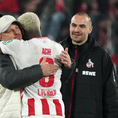 Fussball, 1.BL saison 2025/2026 1.FC Köln vs 1. FSV Mainz 05 , 17.01.2026, Rheinenergiestadion Köln, lukas kwasniok, ragnar ache beide FC Köln, copyright Gladys Chai von der Laage DFL regulations prohibit any use of photographs as image sequences and/or quasi-video. *** Fussball, 1 BL saison 2025 2026 1 FC Köln vs 1 FSV Mainz 05 , 17 01 2026, Rheinenergiestadion Köln, lukas kwasniok, ragnar ache beide FC Köln, copyright Gladys Chai von der Laage DFL regulations prohibit any use of photographs as image sequences and or quasi video