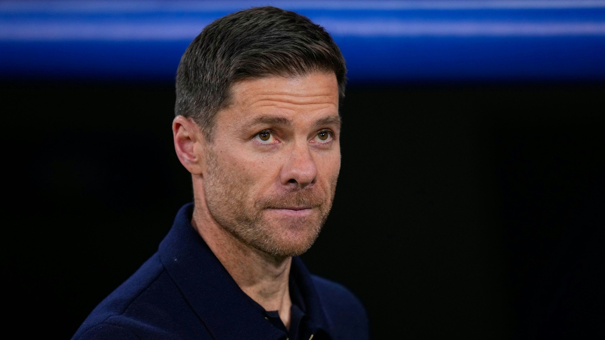 Das Bild zeigt Real Madrids vorherigen Cheftrainer Xabi Alonso. Foto: Manu Fernandez/AP/dpa