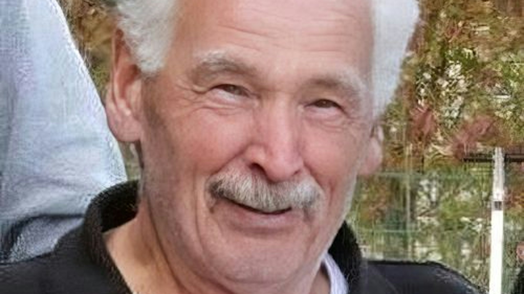 Porträt (Ausschnitt) von Klaus Zuchel.