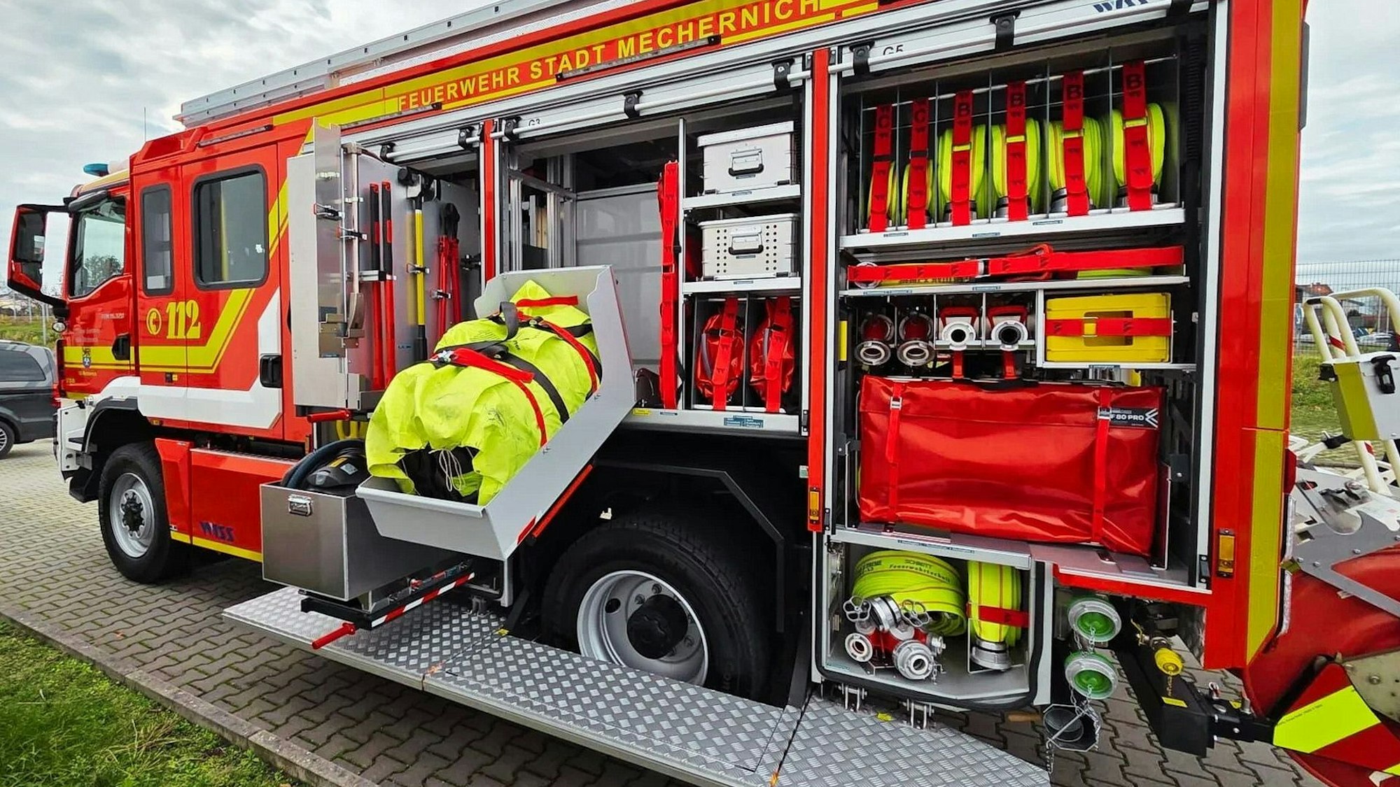 Das neue LF20-Einsatzfahrzeug der Freiwilligen Feuerwehr Mechernich mit seiner reichhaltigen technischen Ausstattung.