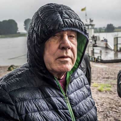 Der Ex-Hitdorfer Karl Schweiger an der Fähre