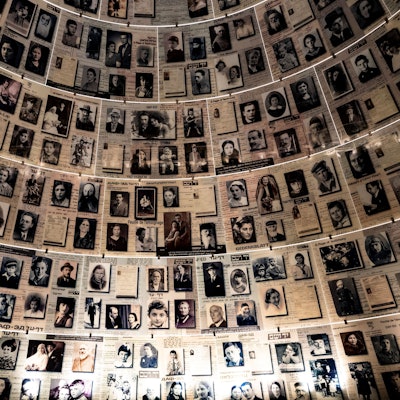 Die Halle der Namen in der Holocaust Gedenkstätte Yad Vashem.