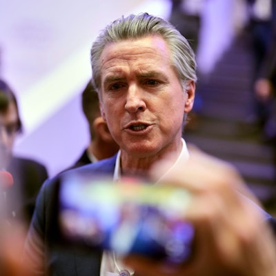 Der kalifornische Gouverneur Gavin Newsom ist während der Jahrestagung des Weltwirtschaftsforums (WEF) in Davos zu sehen.