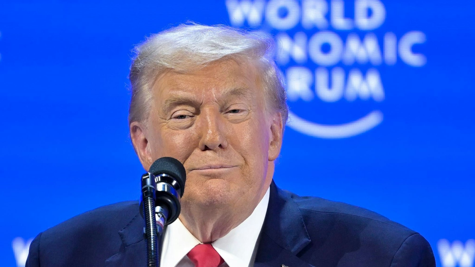 US-Präsident Donald Trump hält eine Rede während der Jahrestagung des Weltwirtschaftsforums in Davos. .