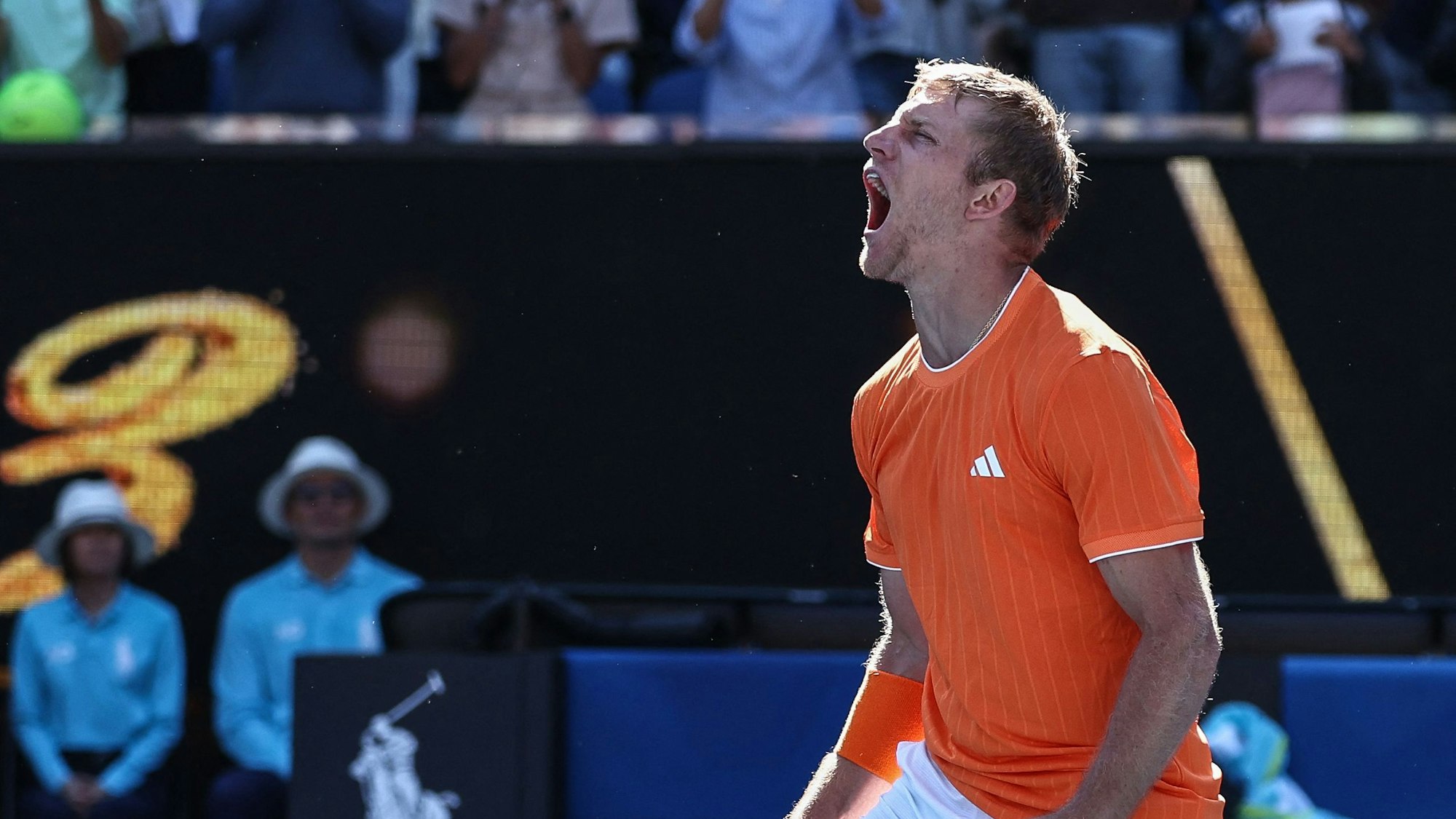 Alejandro Davidovich Fokina jubelt nach seinem Sieg.