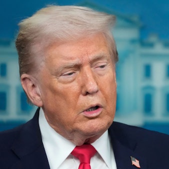 US-Präsident Donald Trump spricht während eines Pressebriefings im Weißen Haus in Washington. (Archivbild)