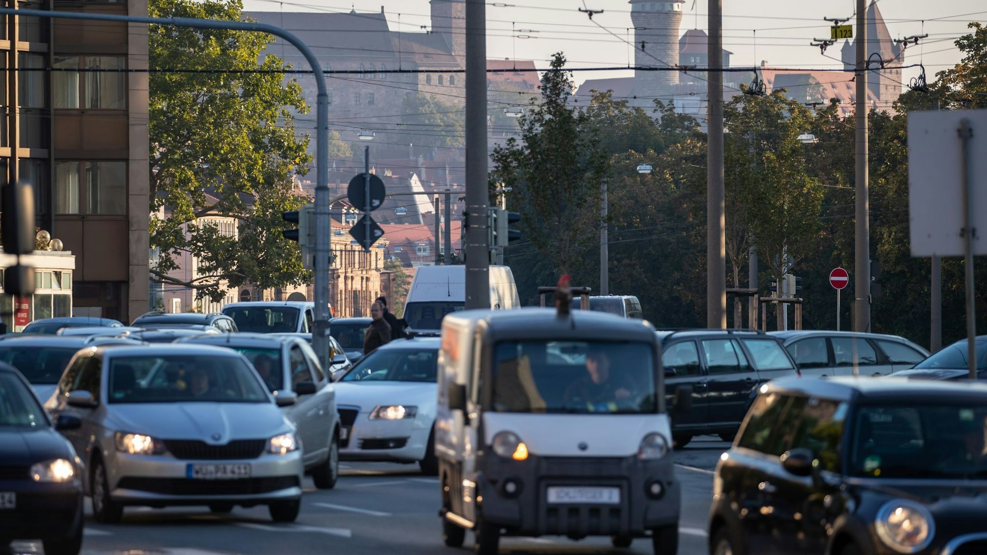 In Nürnberg gab es 2025 besonders starke Staus im inneren Stadtbereich. (Archivbild)