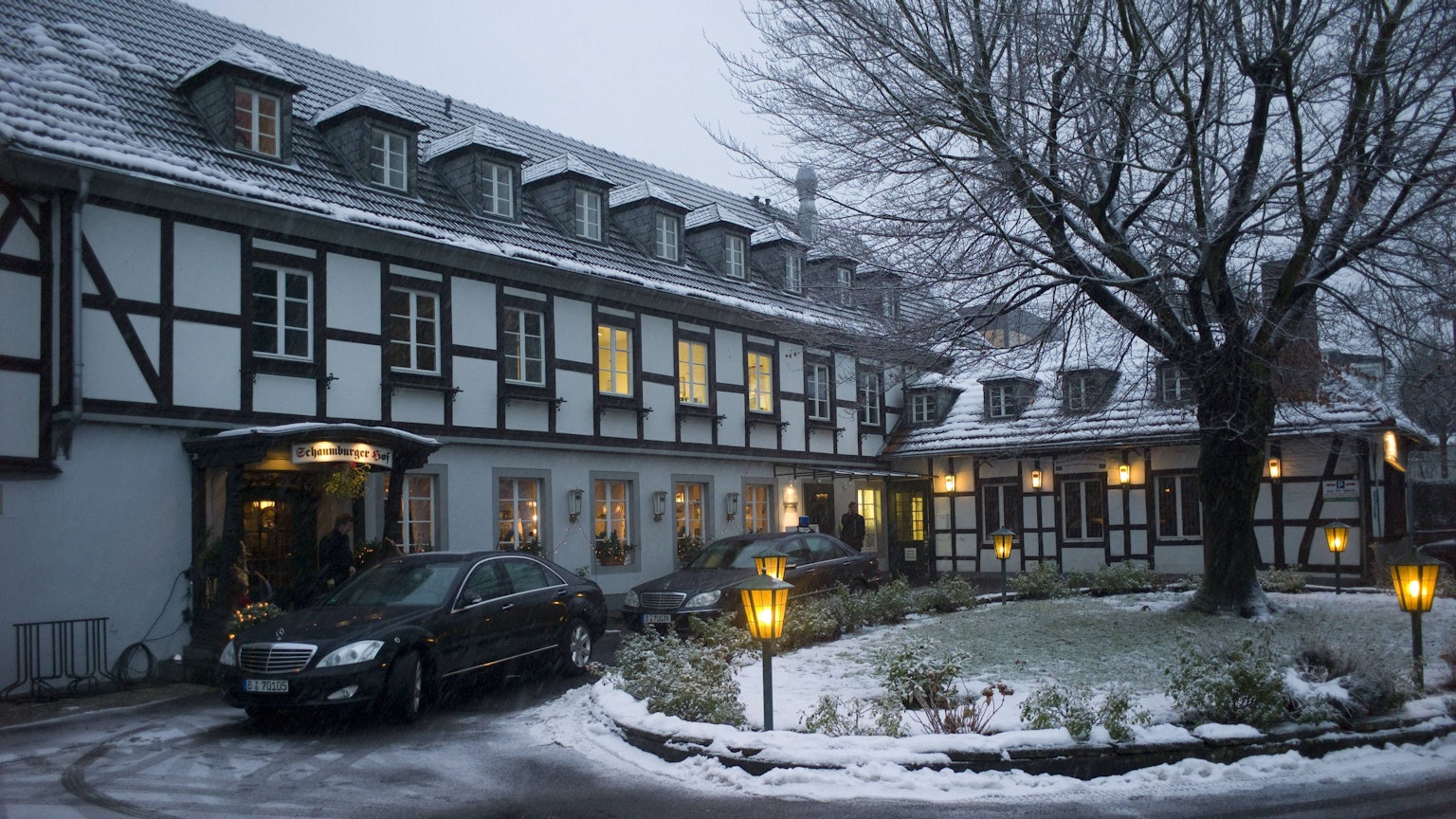 Blick auf das Gasthaus Schaumburger Hof am Rhein in Bonn (Archivfoto).