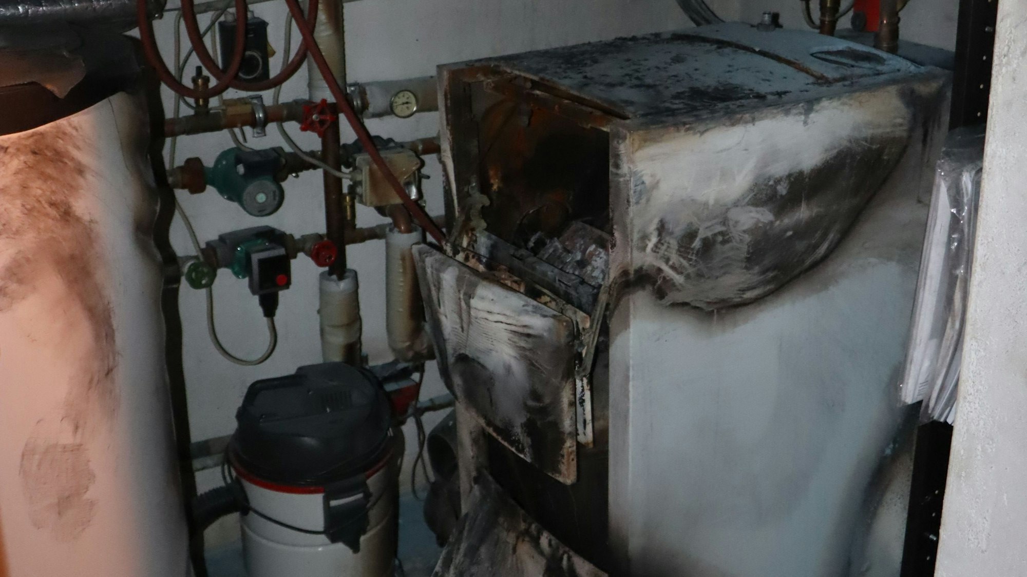 Zu sehen ist eine angesenkte Heizung.