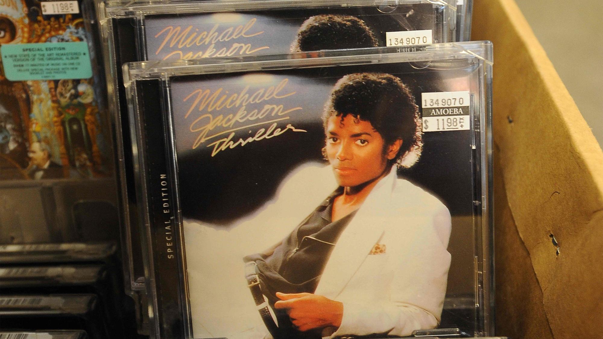 „Thriller“ von Michael Jackson in einer Box.