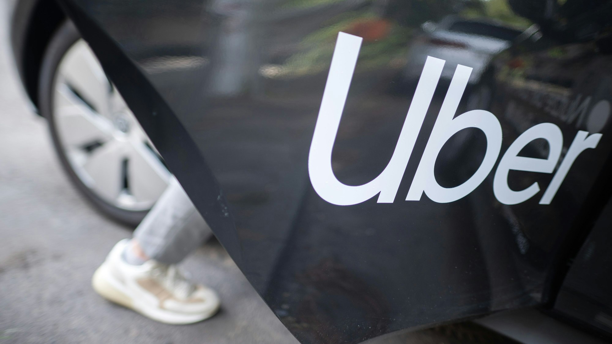 Die meisten Fahrten werden in Köln über Bolt und Uber vermittelt. (Symbolbild)