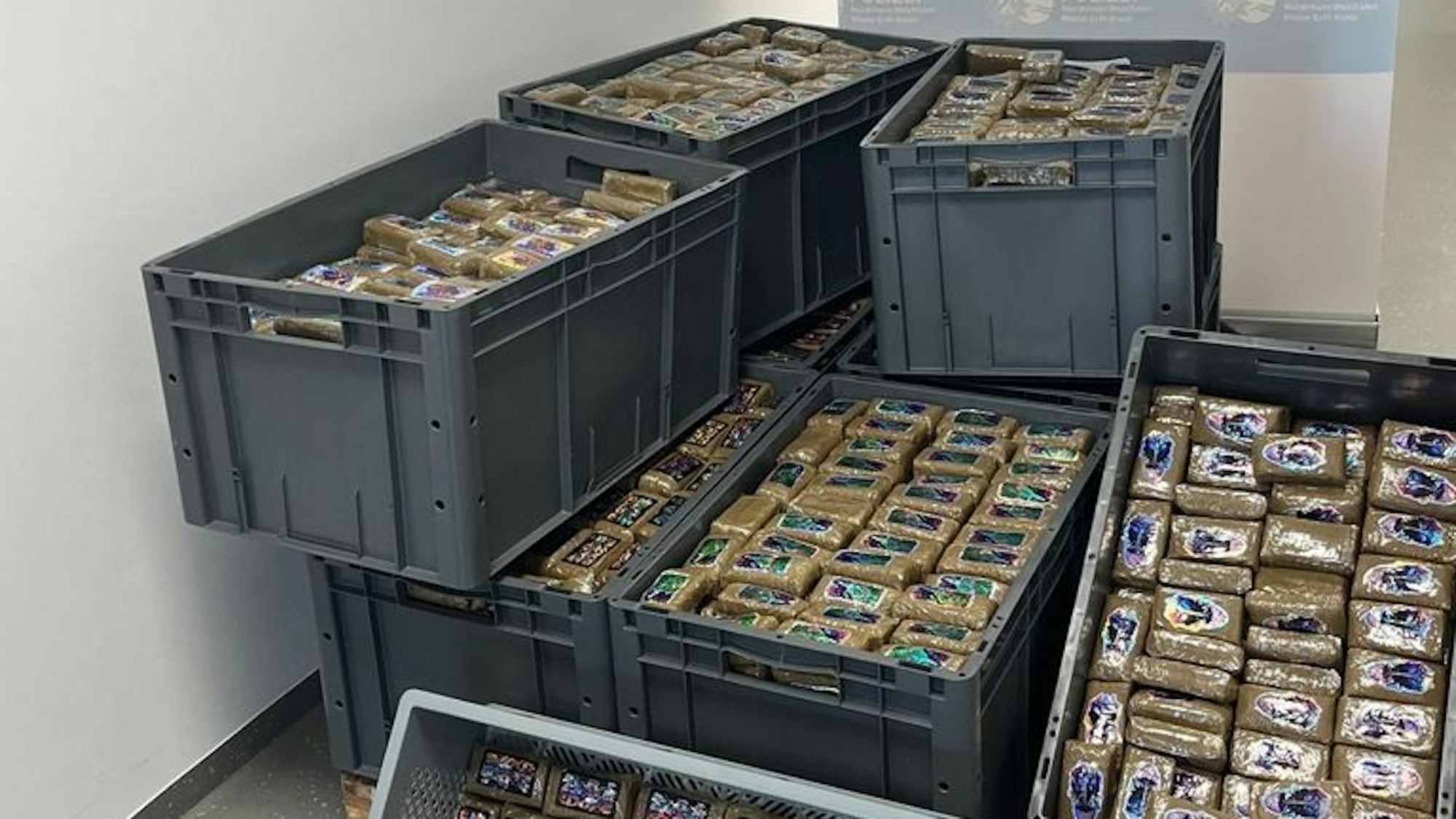 Die Polizei hatte nach umfangreichen Ermittlungen knapp über 500 Kilogramm Drogen sichergestellt.