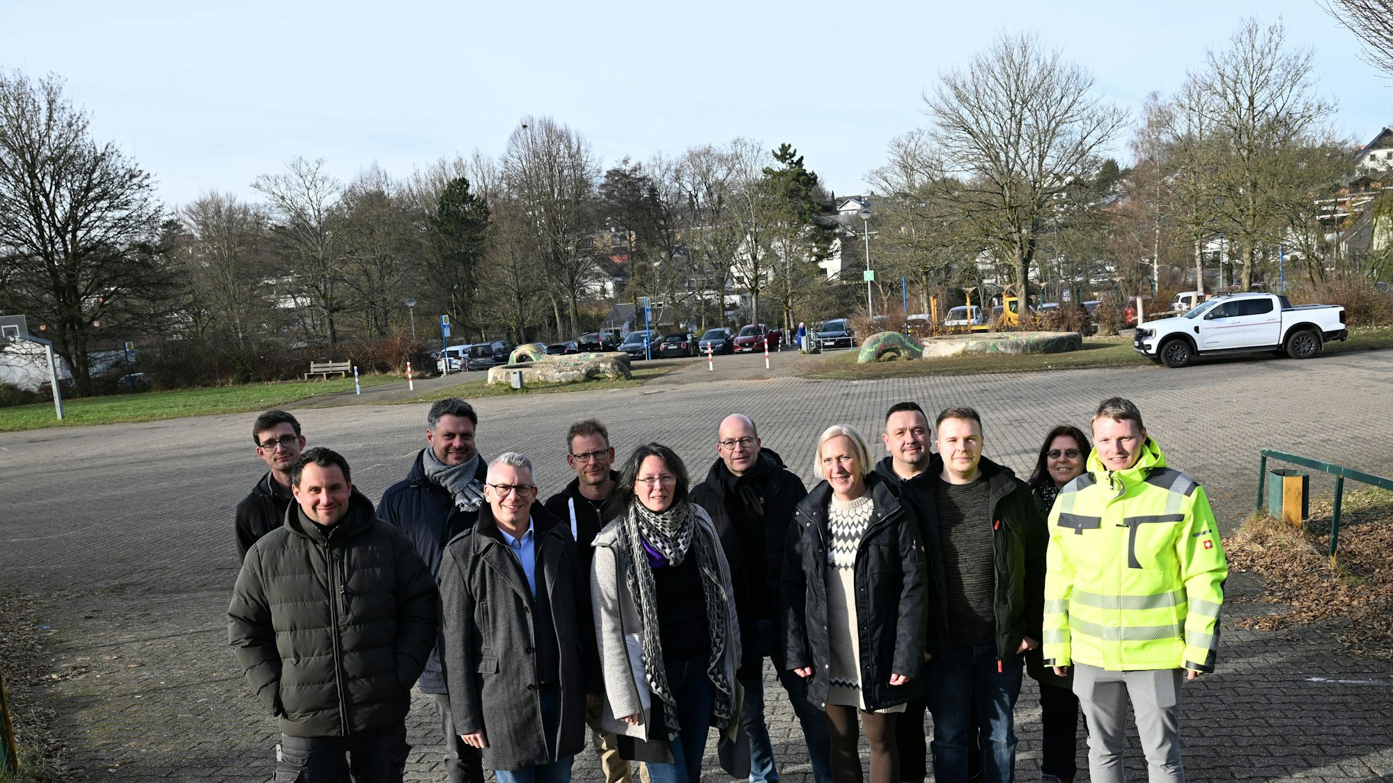 Erste Baubesprechung zum Umbau des Geländes vor dem Kulturzentrum im Rahmen des Isek. Damit startet die erste Maßnahme des Projektes.